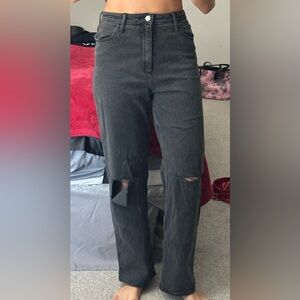 HOLLISTER CURVY ULTRA HIGH-RISE DAD JEAN